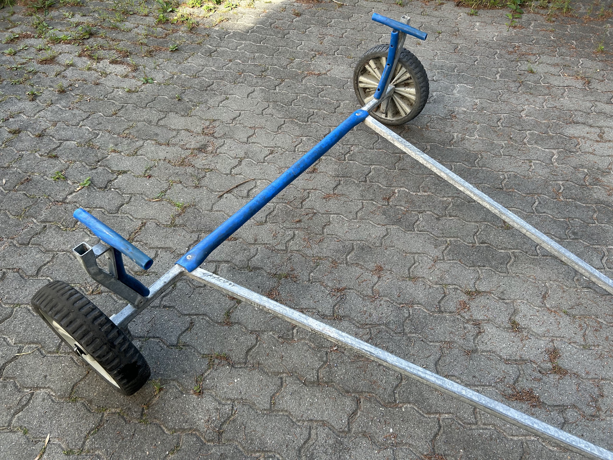 ILCA / Laser gyári sólyakocsi