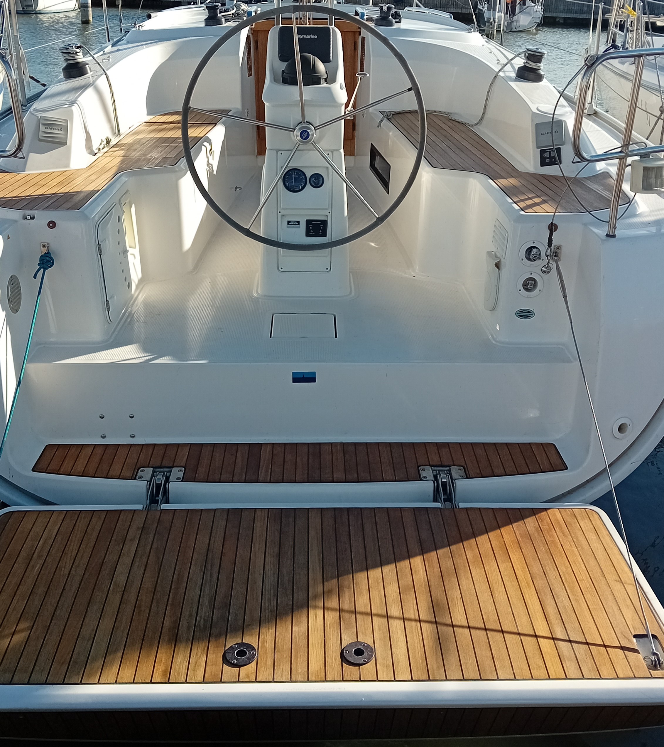 BAVARIA 33 Cruiser