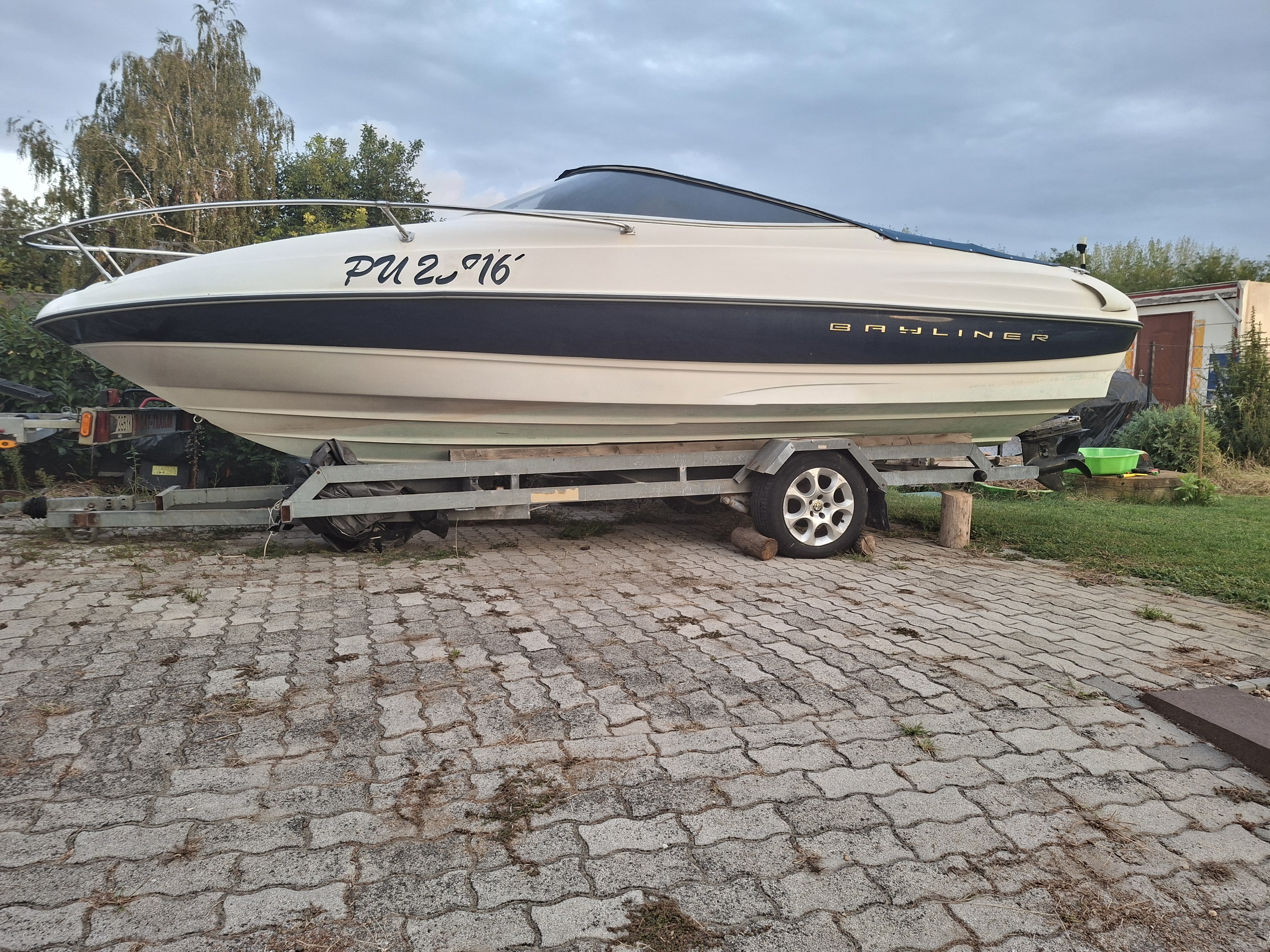 Bayliner