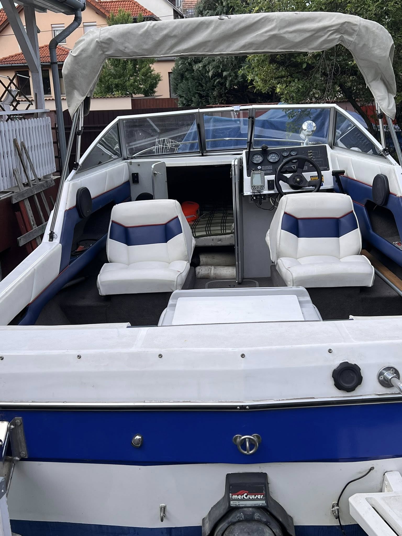 Bayliner 1952 CCL Capri kabinos motorcsónak