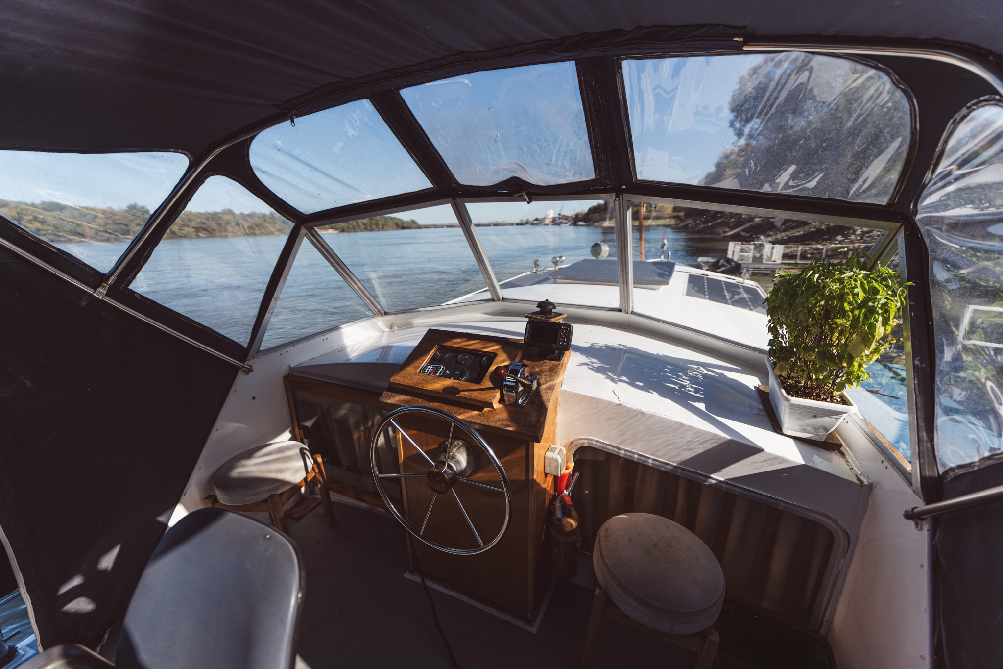 Cabin Cruiser holland csatornahajó