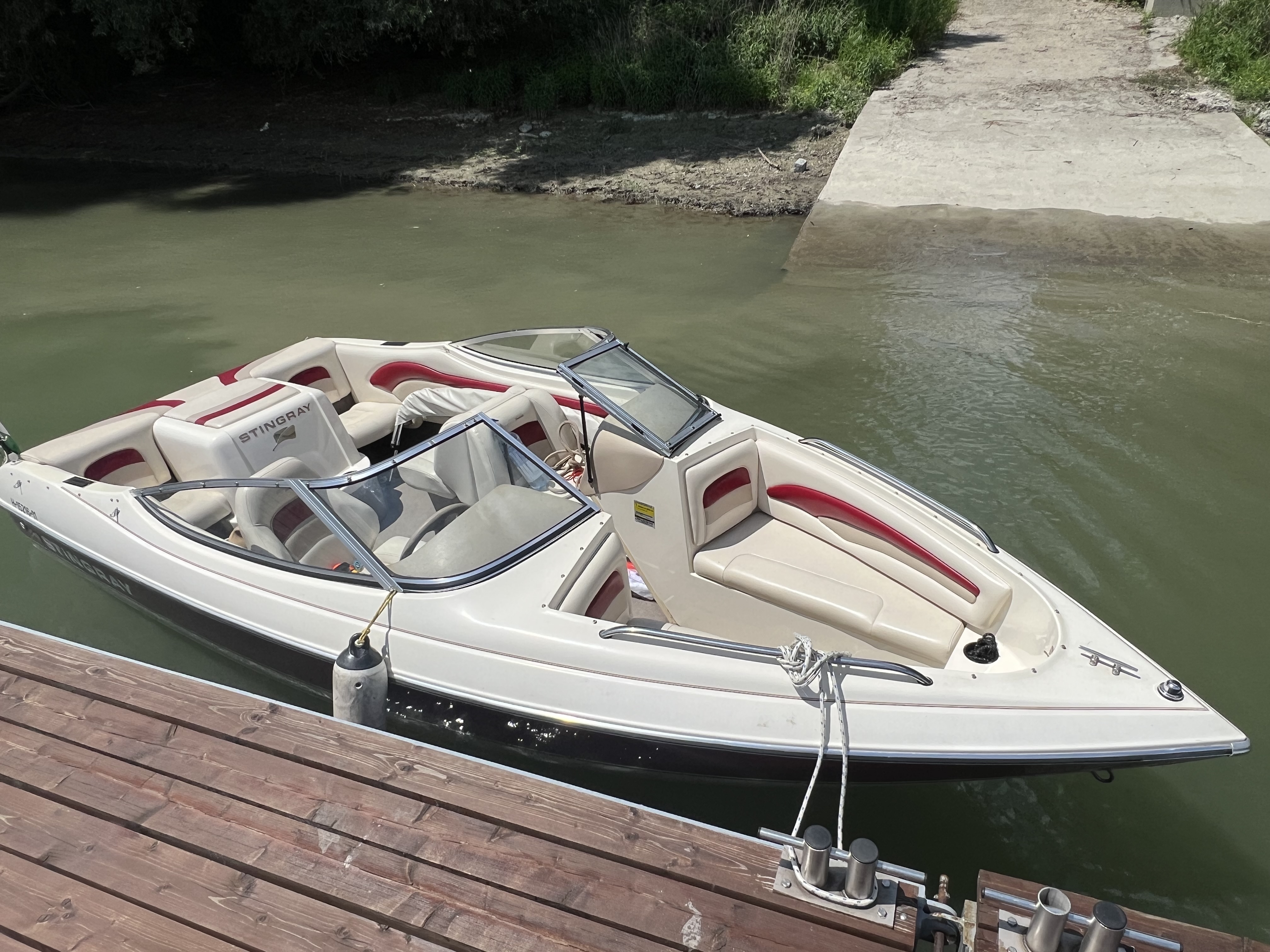 Stingray 180
