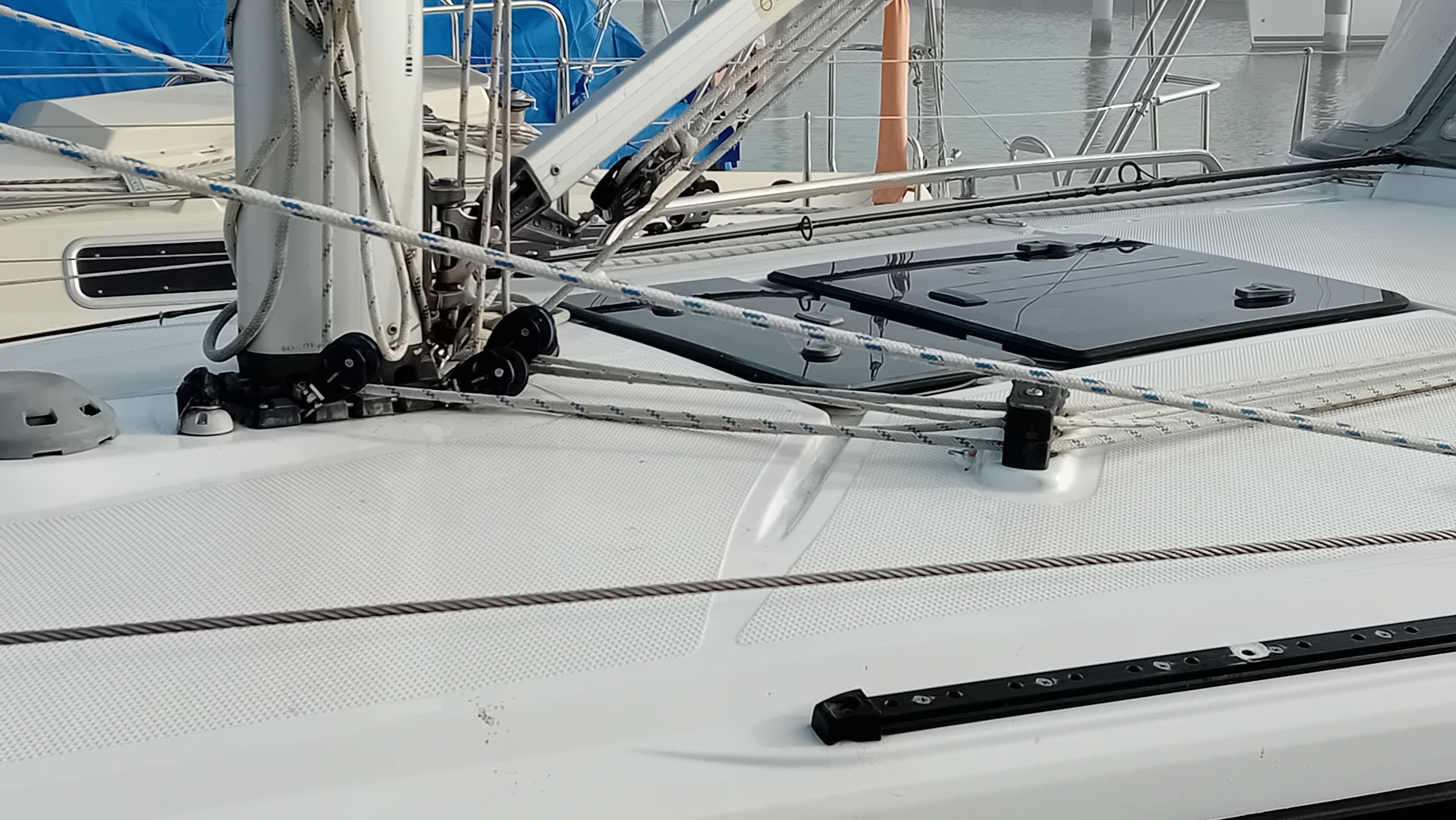 BAVARIA 33