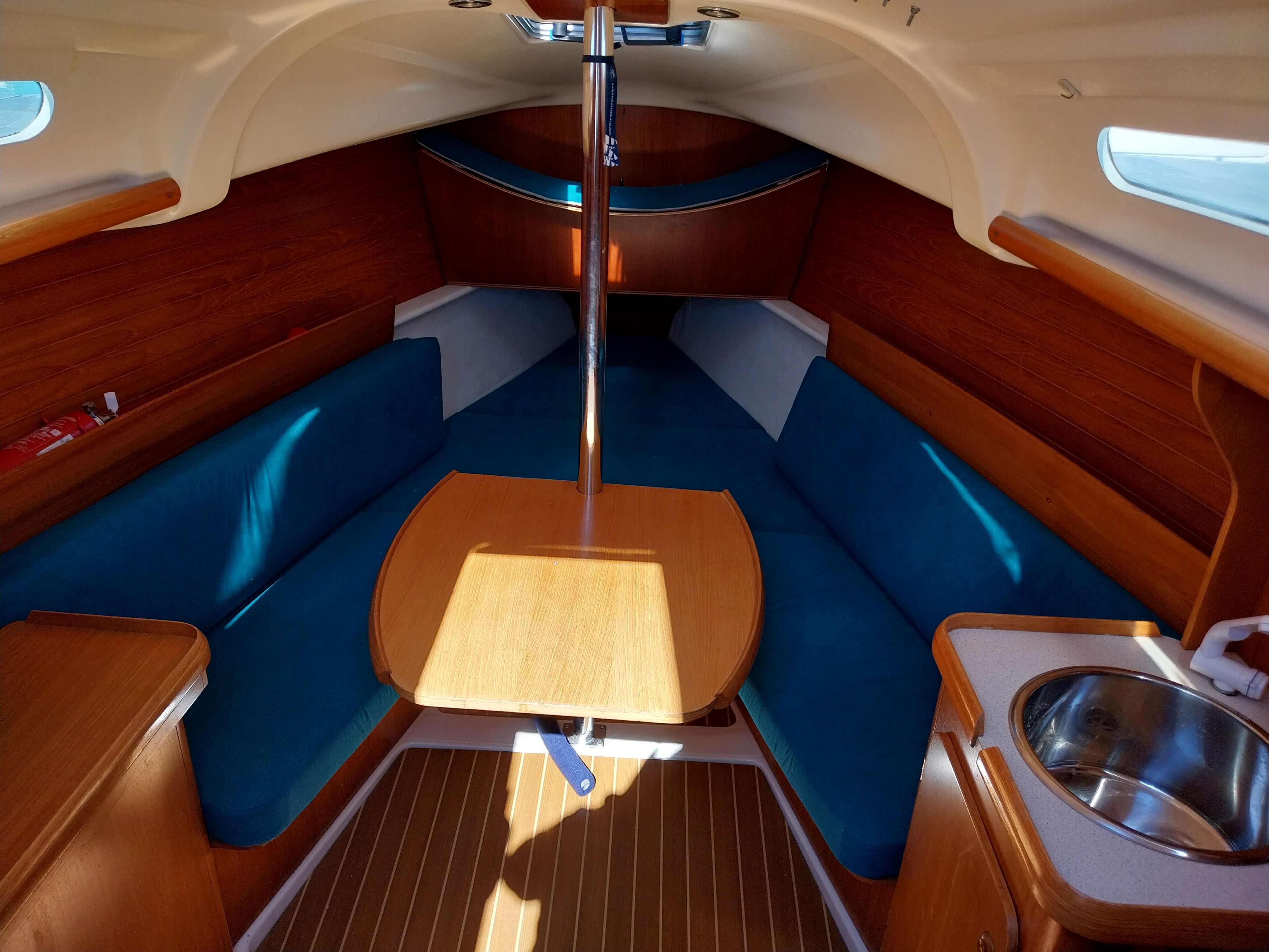 Jeanneau Sun Fast vitorlás hajó