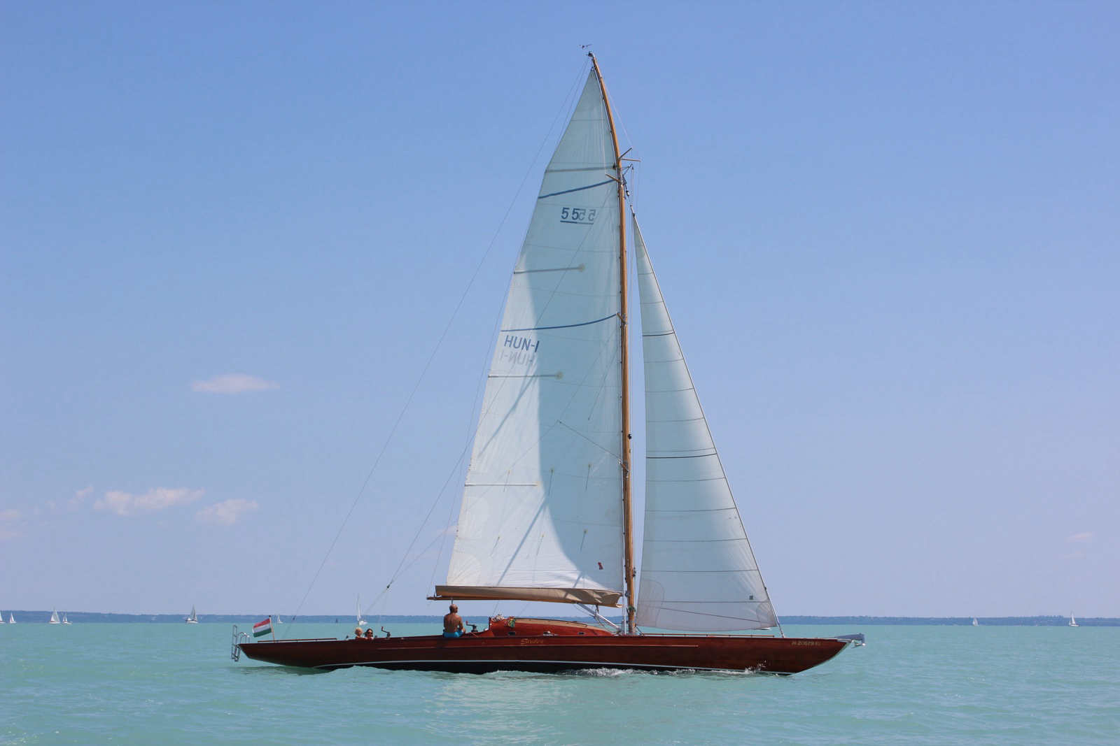 Eladó 55-ös Versenycirkáló Stefánia