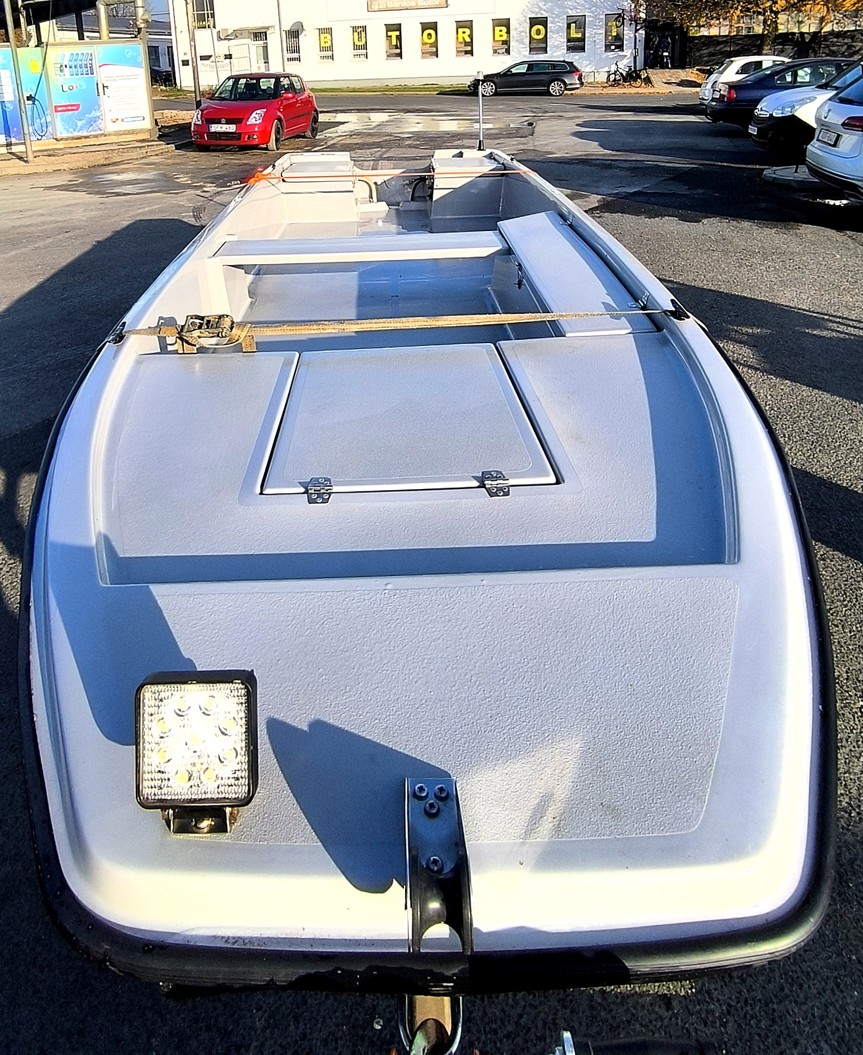 Hy fish 5 csónak Suzuki 20 le 4 ütemű önindítós szép állapotba eladó