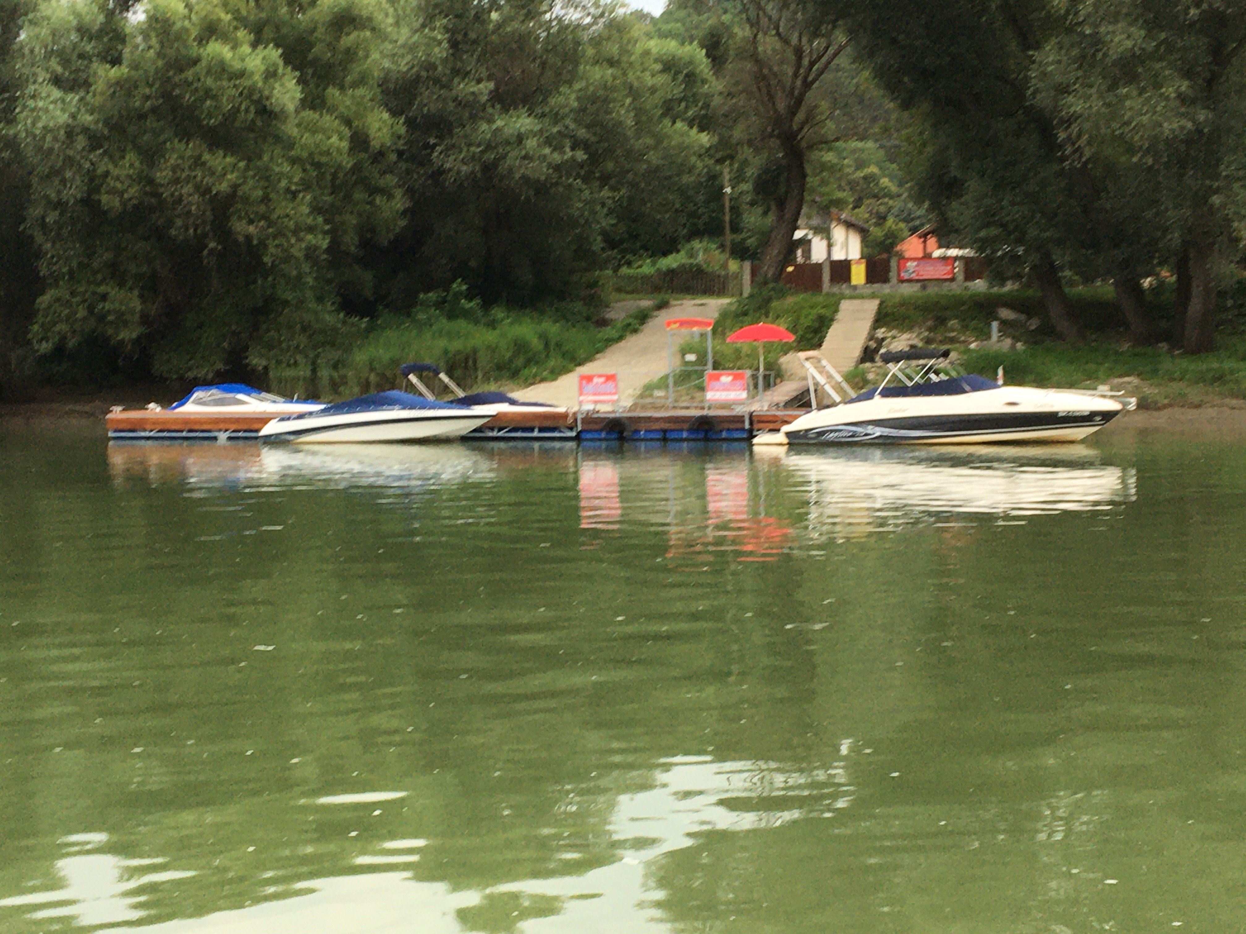 Kikötő ponton-stég elemek eladók, kikötőhelyel !