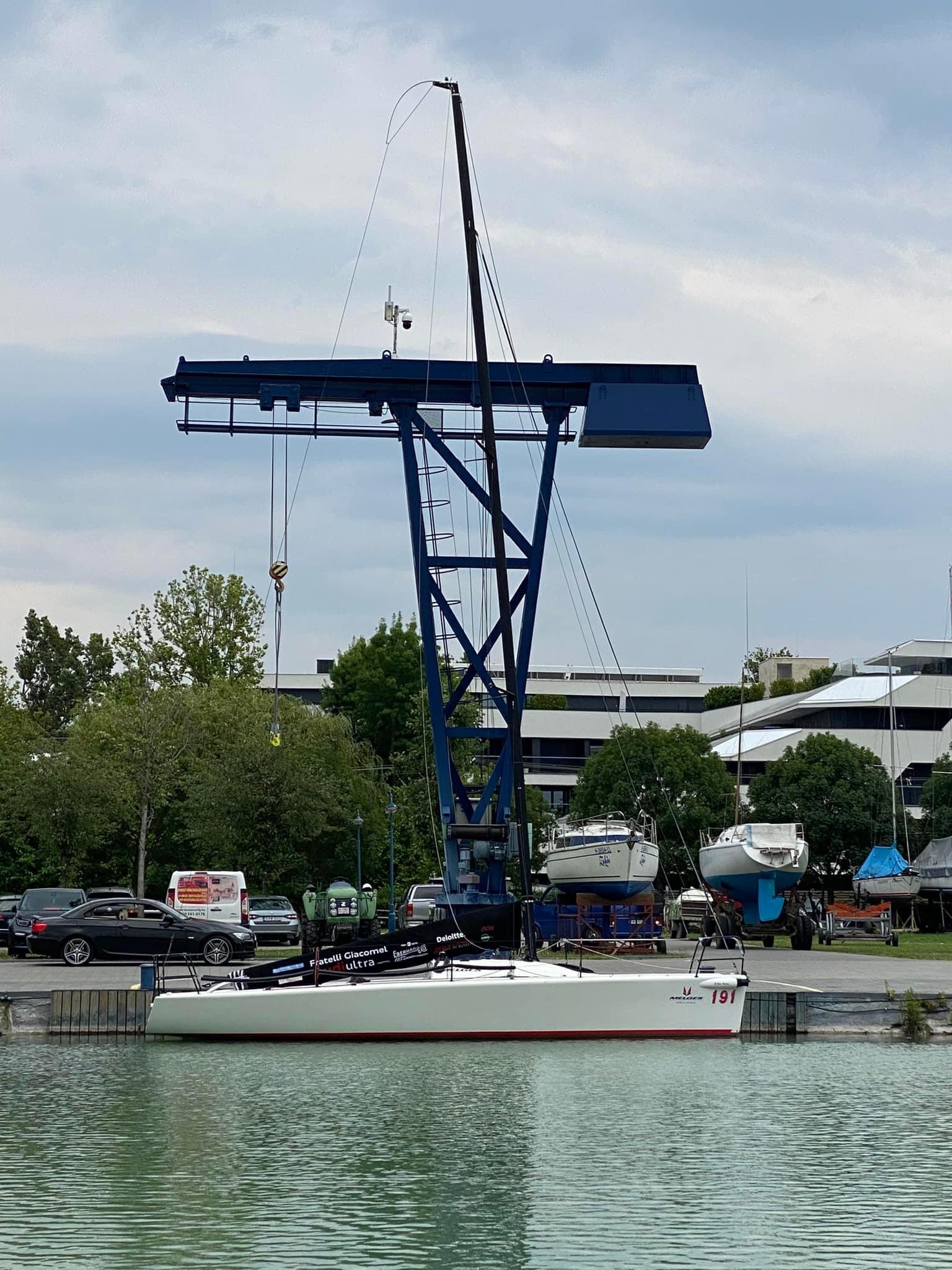 Magyarország/Polgárdi/DRY DOCK Hajótároló