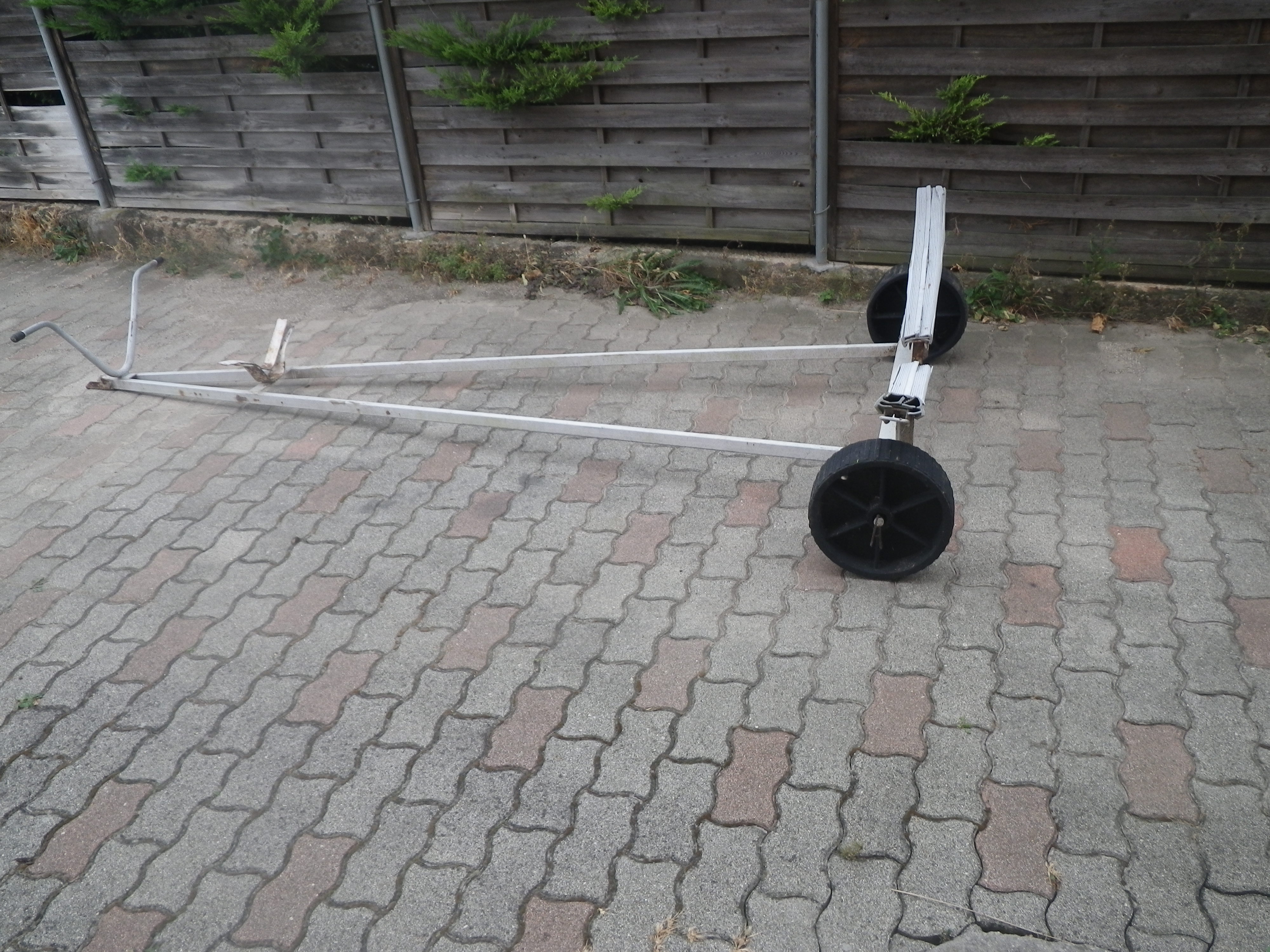 SÓLYAKOCSI kettő az egyben ELADÓ!!!