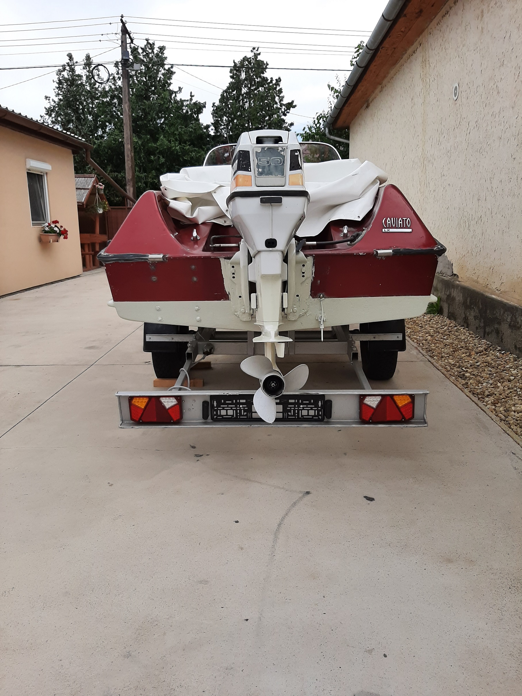 KISHAJÓ ELADÓ RIVA 4.50