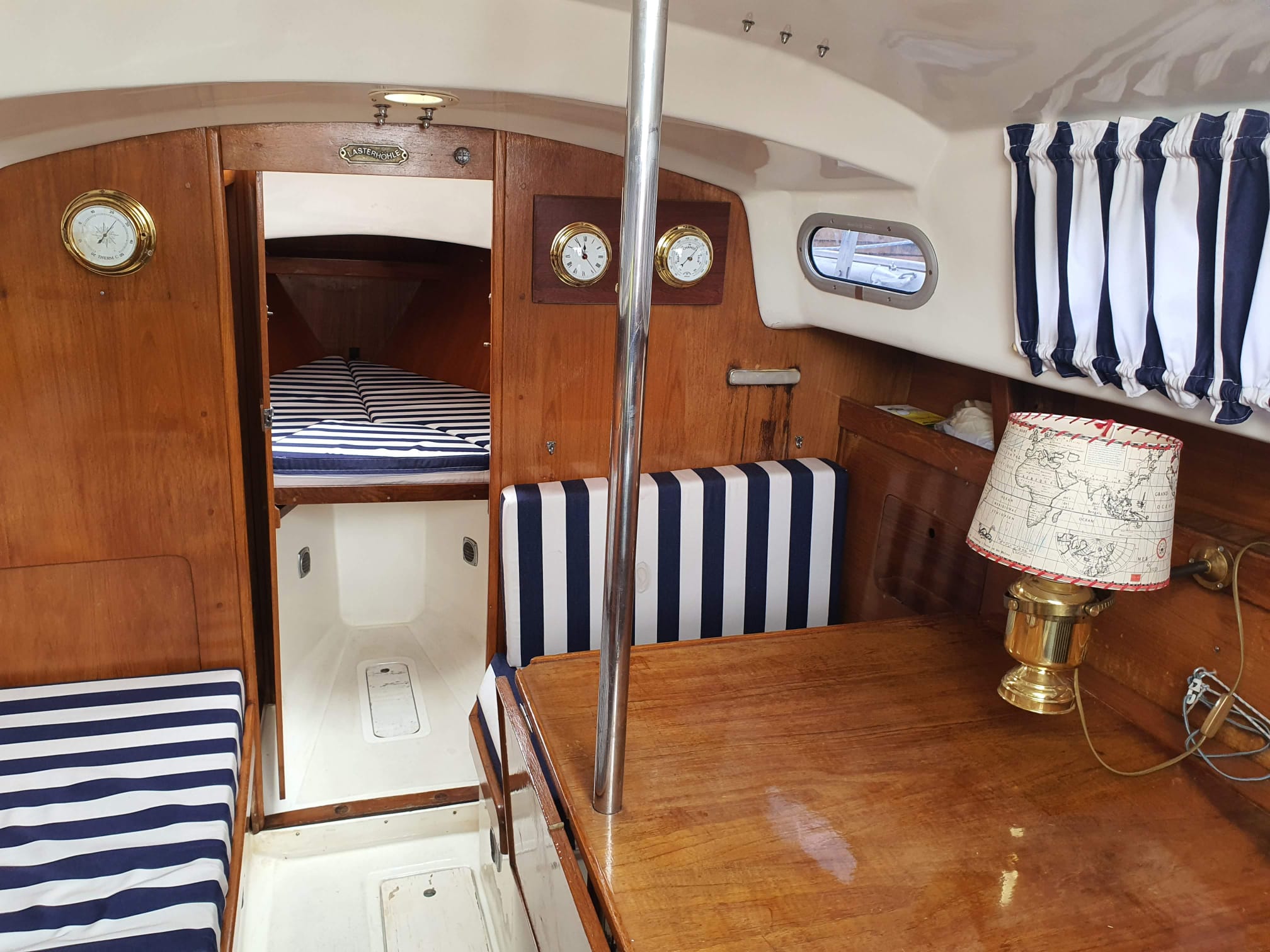 Shipman 28 vitorlás