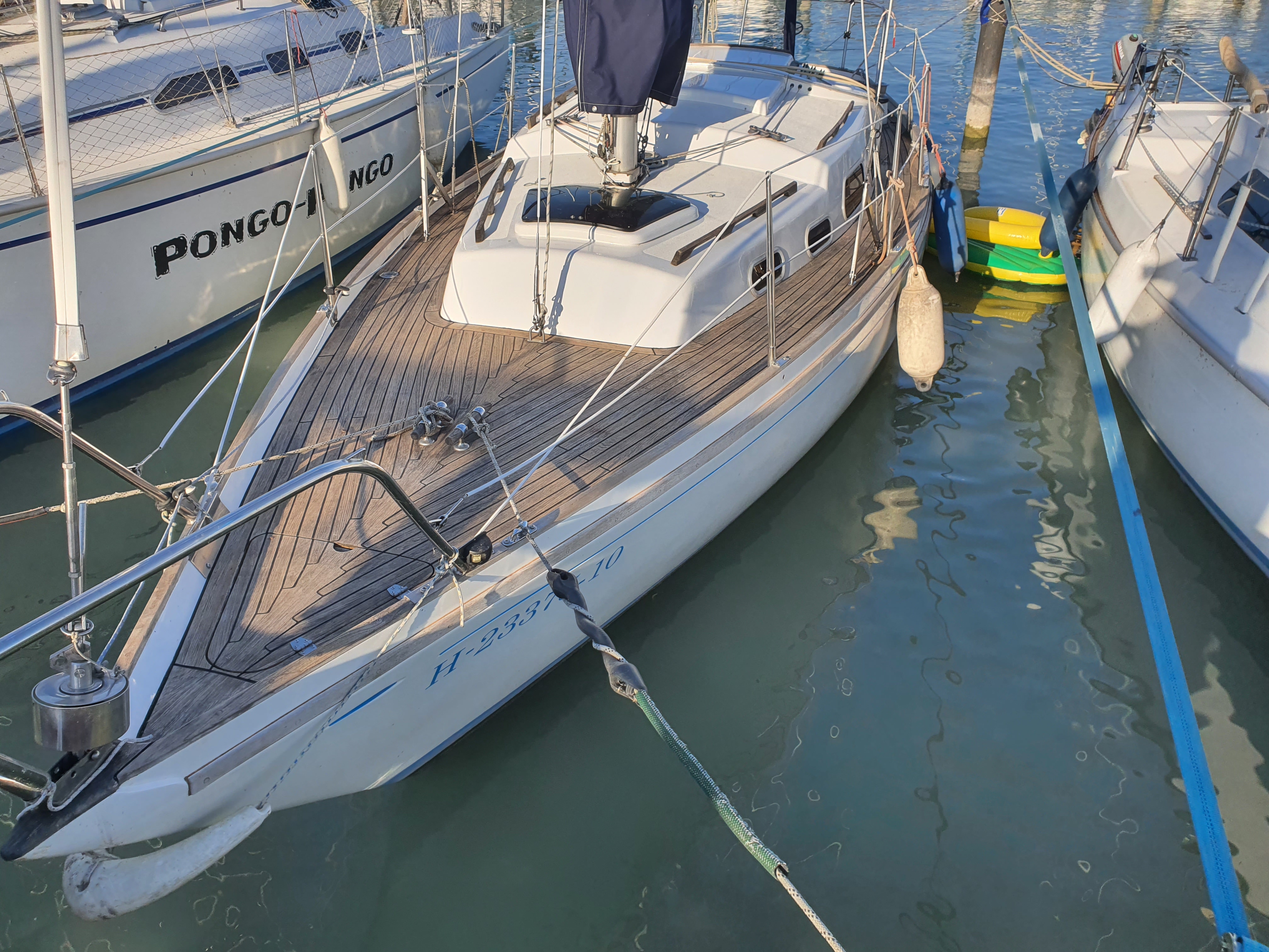 Shipman 28 vitorlás