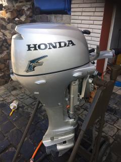Honda 20 négyütemű csónakmotor (10Le-sként is használható)