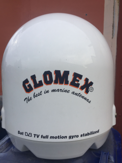 Glomex Pandora V8000 Parabola antenna