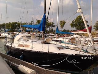 NEPTUN 27 Vitorláshajó