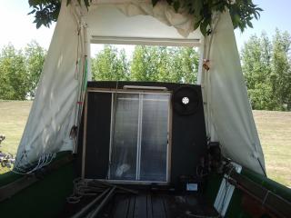 Lakocsonak, horgaszcsonak, utanfuto elado.