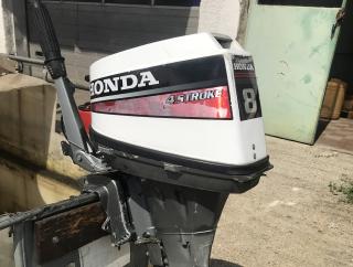 Honda 8 négyütemű csónakmotor, hosszúcsizmás