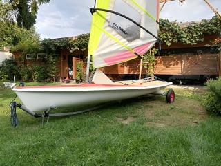 ELAN Sport 425 surfjolle, sportvitorlás
