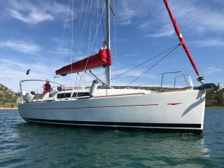 Jeanneau 33 i