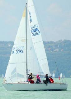 Eladó J24