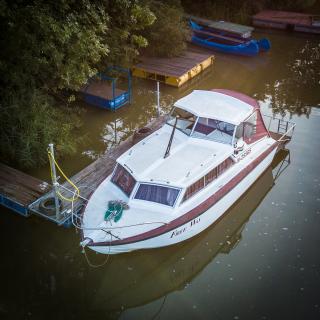 Relcraft Saphire 23 horgász-lakóhajó eladó