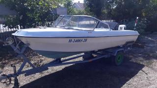 Fiberline G15 hajótest Johnson 50 motorral rendszámos utánfutóval eladó