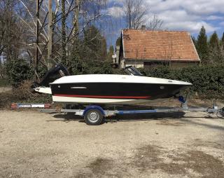 Bayliner E5