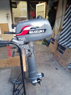 Suzuki Dt 4 - le csónakmotor.