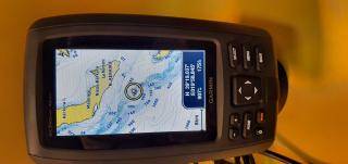 Garmin hajós navigáció echoMAP CHIRP 42dv sonárral, mediterrán térképpel eladó!