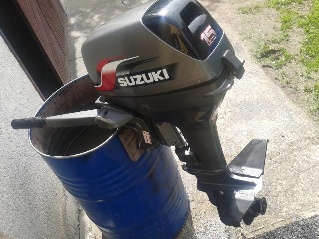 Suzuki 15 (9.9) Le. rövid csizmás 2 T. kitűnő motor