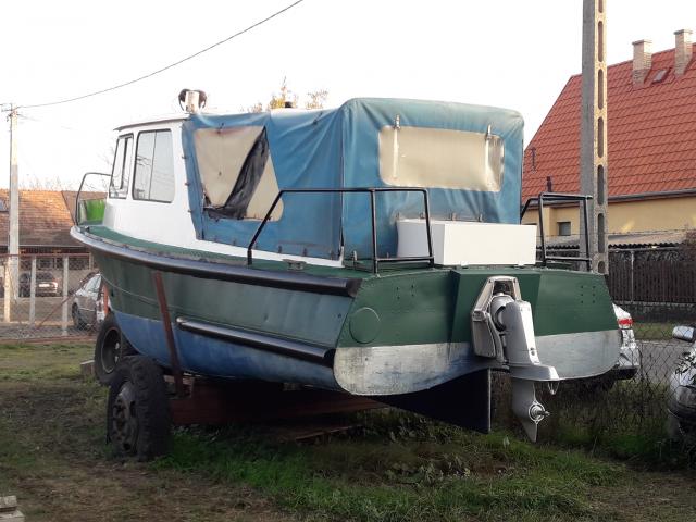 Acél MHD dízel kishajó Volvo Penta AQ 270, Perkins 40LE