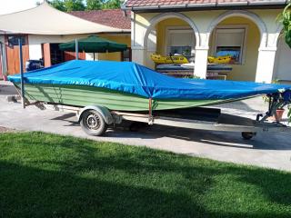 Eladásra kínálom Sárosdi BassBoat csónakom.