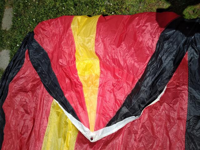 Spinnaker, 2 db 