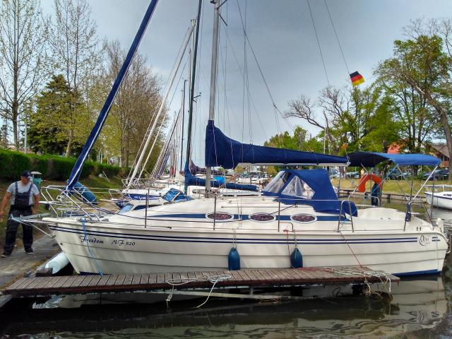 Odin 820 Nova Motoros Vitorlás