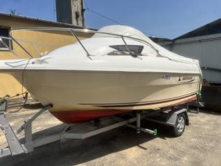 Quicksilver 510 kabinos hajó