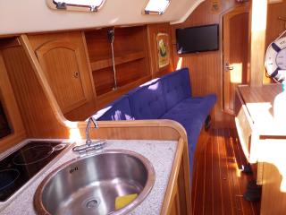 CONQUEST 35 vitorlás hajó