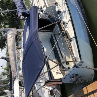 Dufour 28 vitorlás hajó szezon végi áron eladó