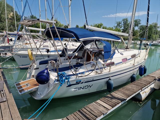 Bavaria 35 cruiser