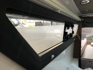 Axopar 37 Cross Cabin