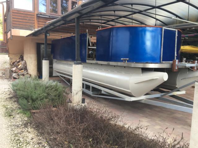 Pontonhajó Eladó !