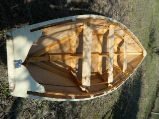 Evezős Dory csónak