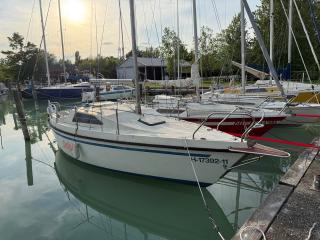Alsóörsi kikötőhely Balaton 21 vitorlással