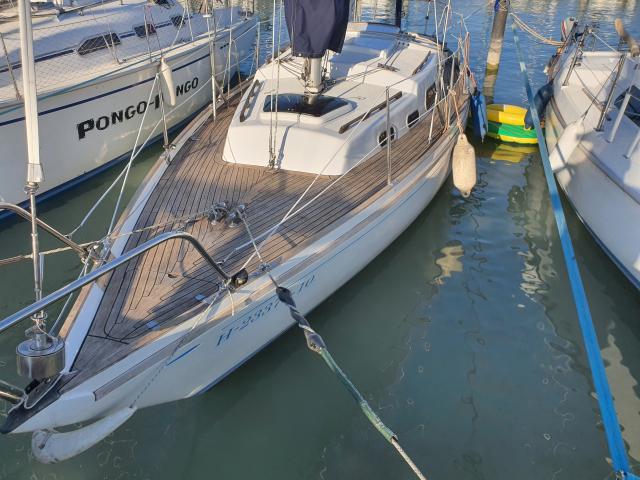 Shipman 28 vitorlás