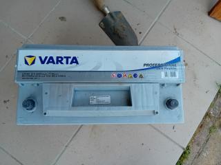 Gumicsónak elektromos motorral