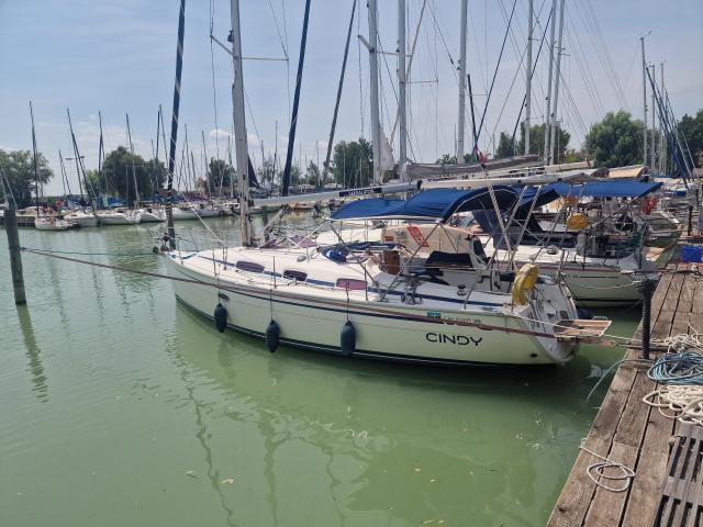 Bavaria 35 cruiser