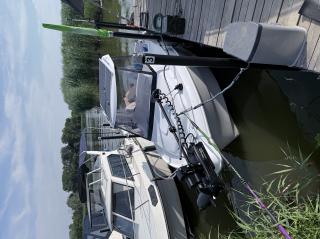 Új állapotú Quersus 480 Pilothouse kabinos hajó eladó! ⚓